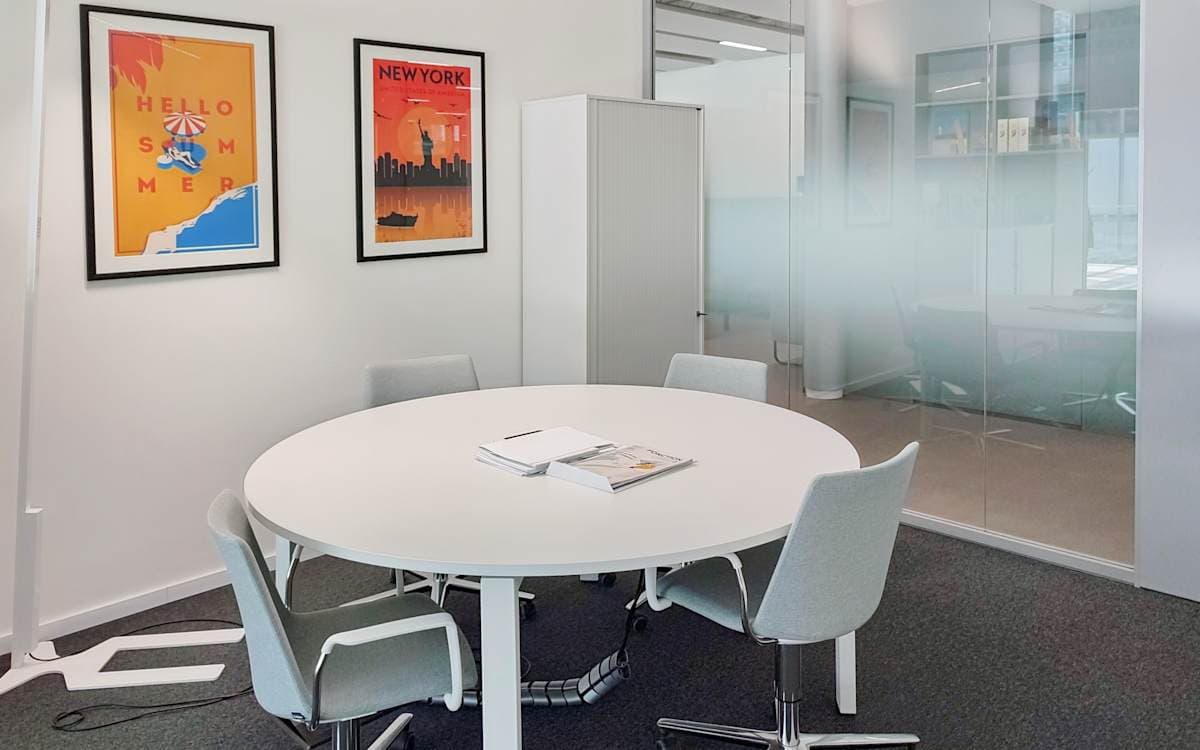Regus - Milan Monterosa interior photo 9