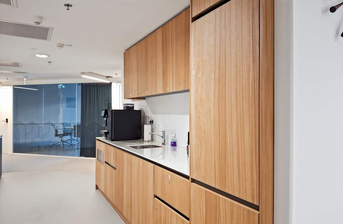 Spaces Julius-Tandler-Platz 3 interior photo 7