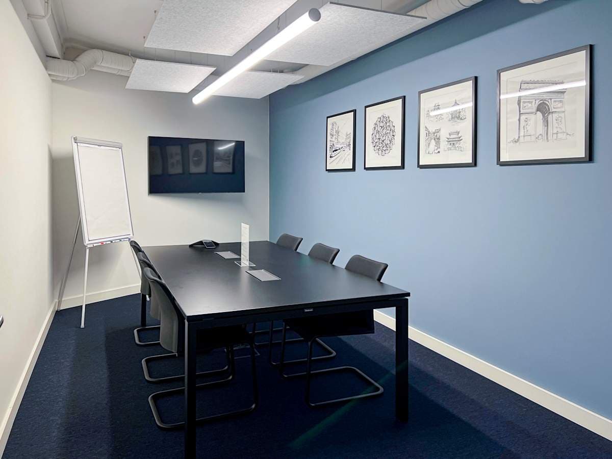 HQ R Braamcamp 52 interior photo 9