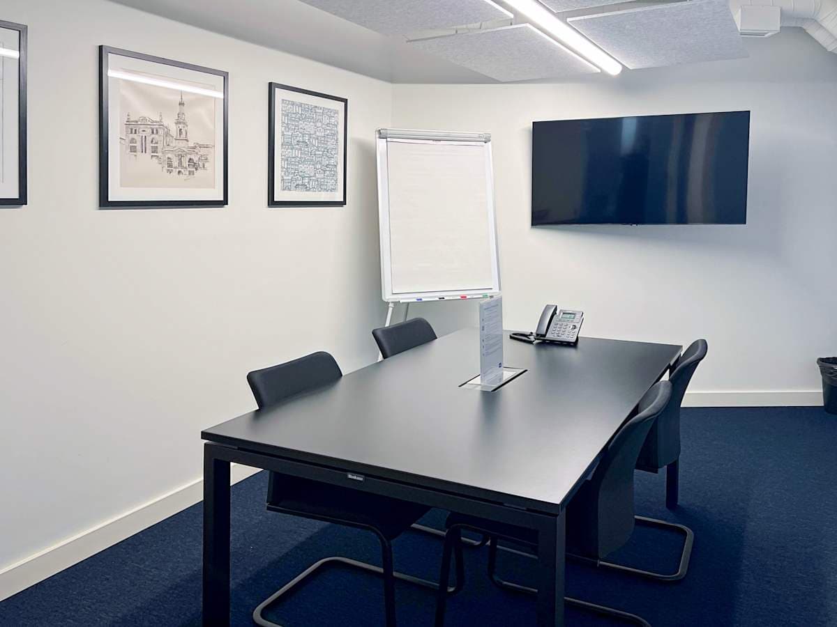 HQ R Braamcamp 52 interior photo 10