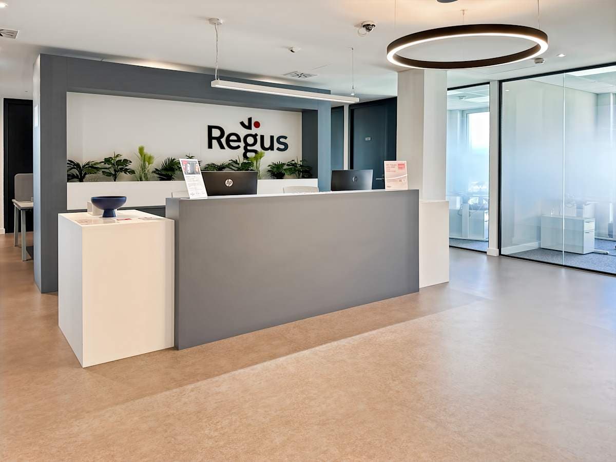 Regus Constantia Blue interior photo 2