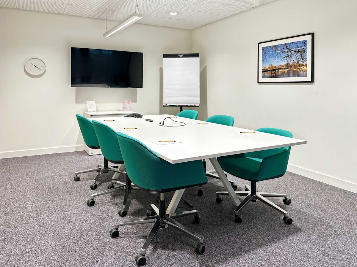 Regus Constantia Blue interior photo 3