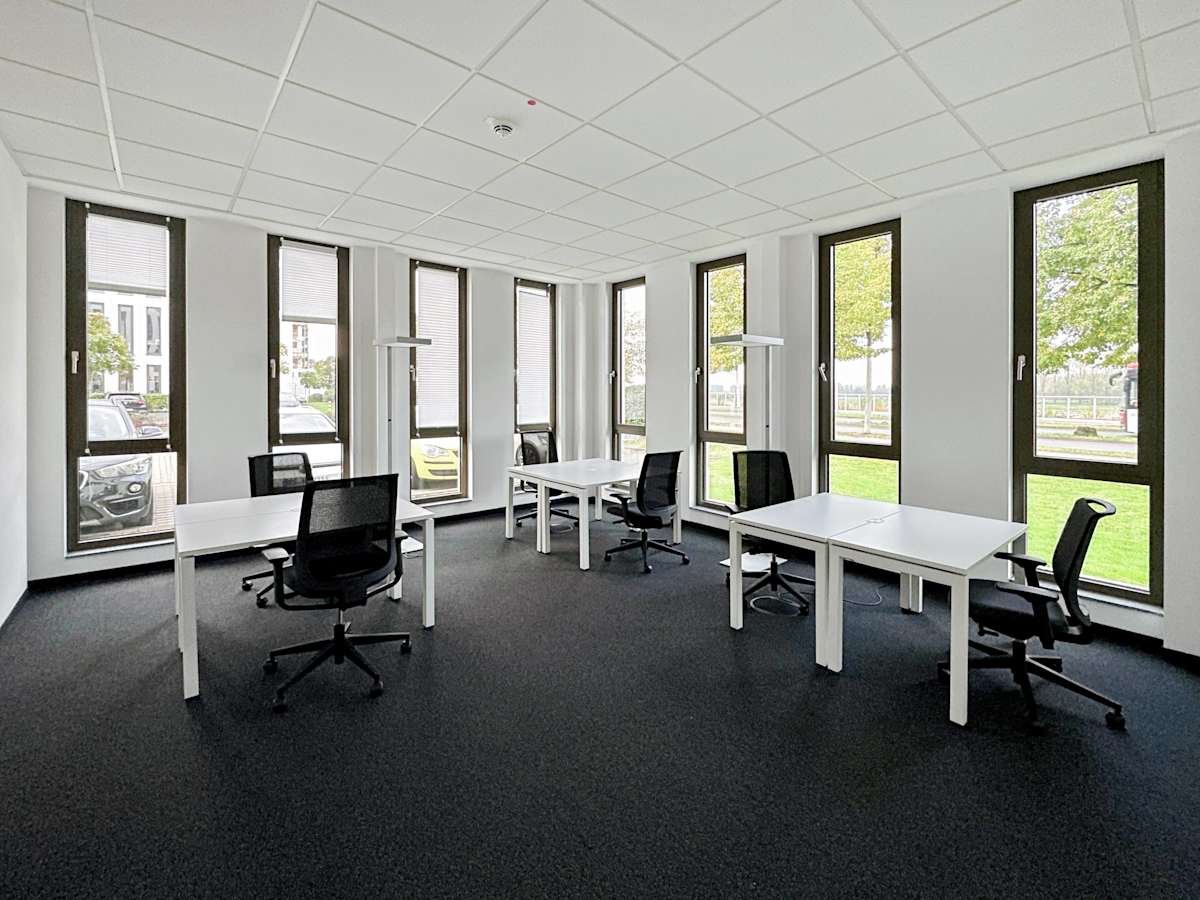 Regus Rheinpromenade interior photo 4