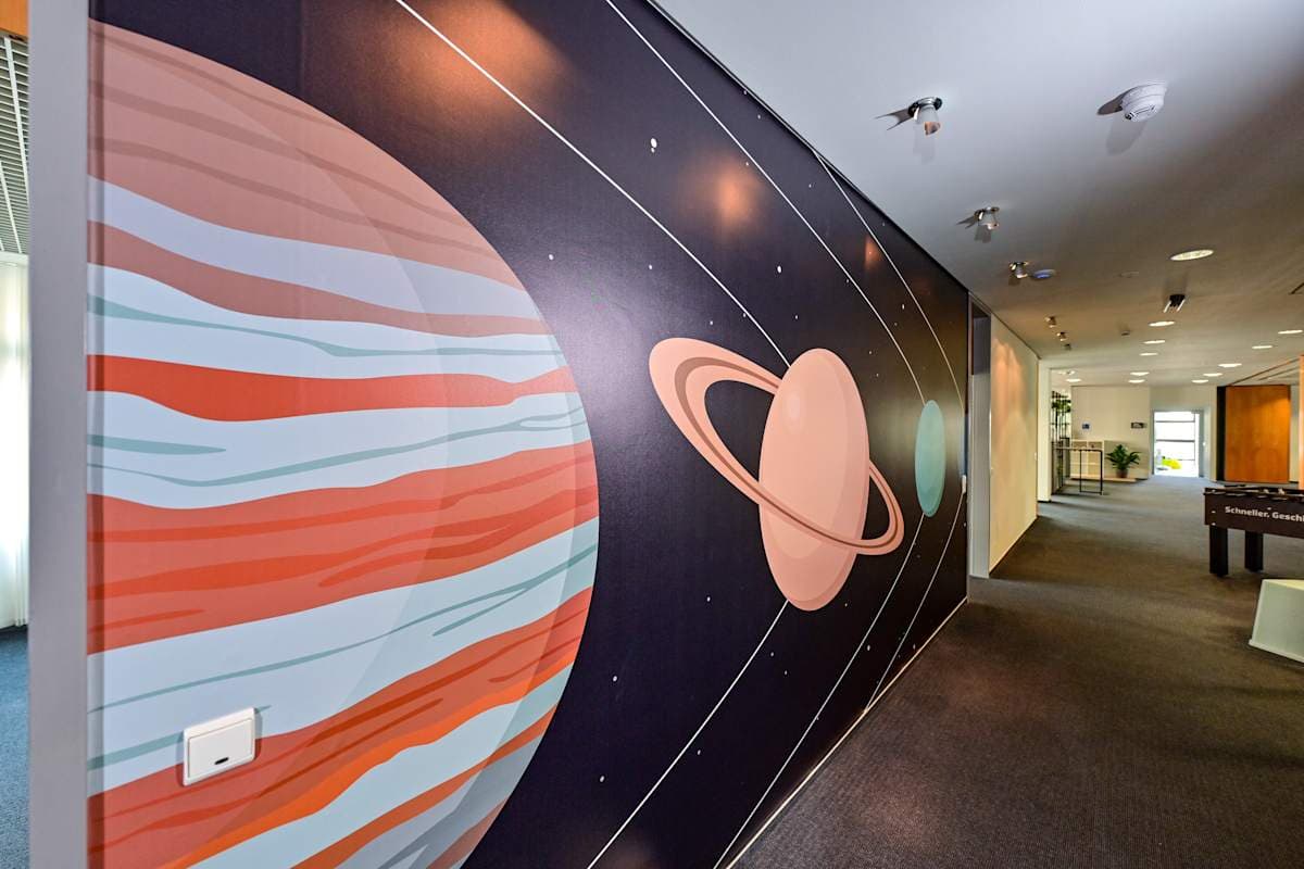 HQ Iserlohn interior photo 4