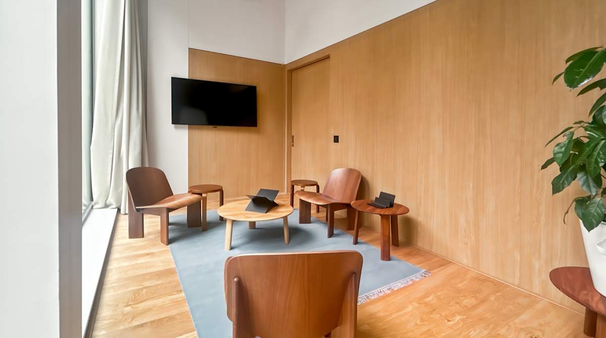 Signature by Regus interior photo 3
