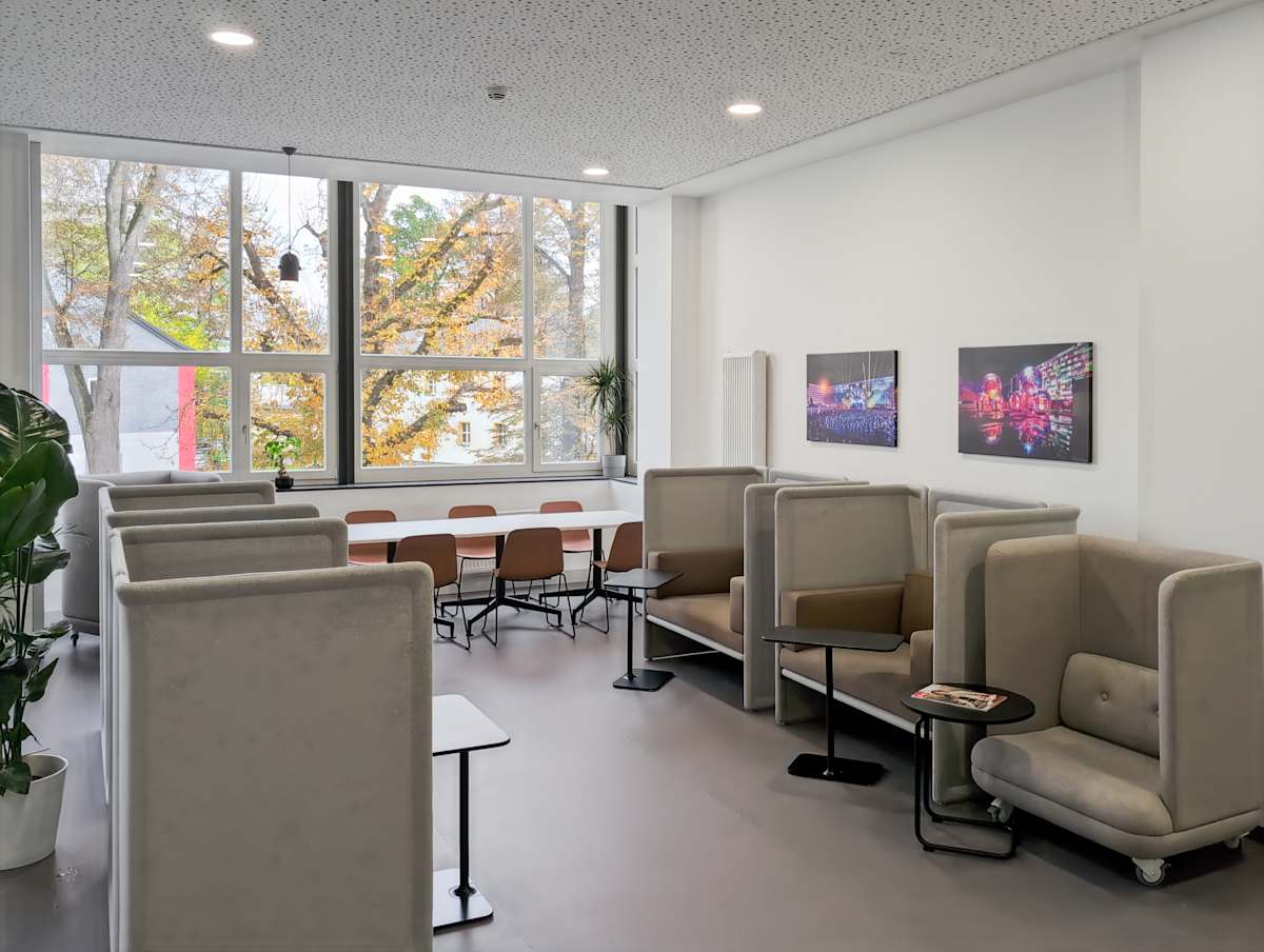 Regus Europark interior photo 5