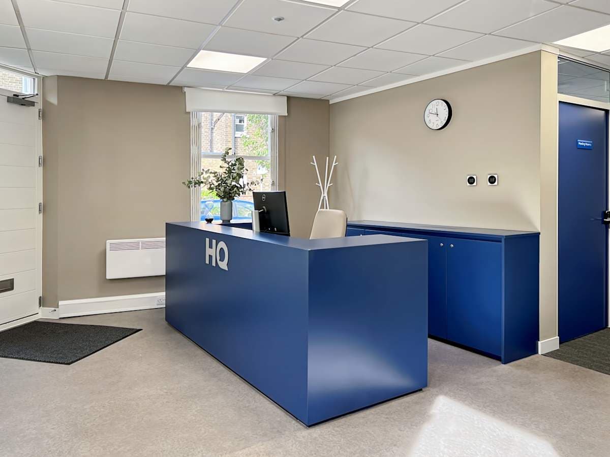 HQ Putney interior photo 2