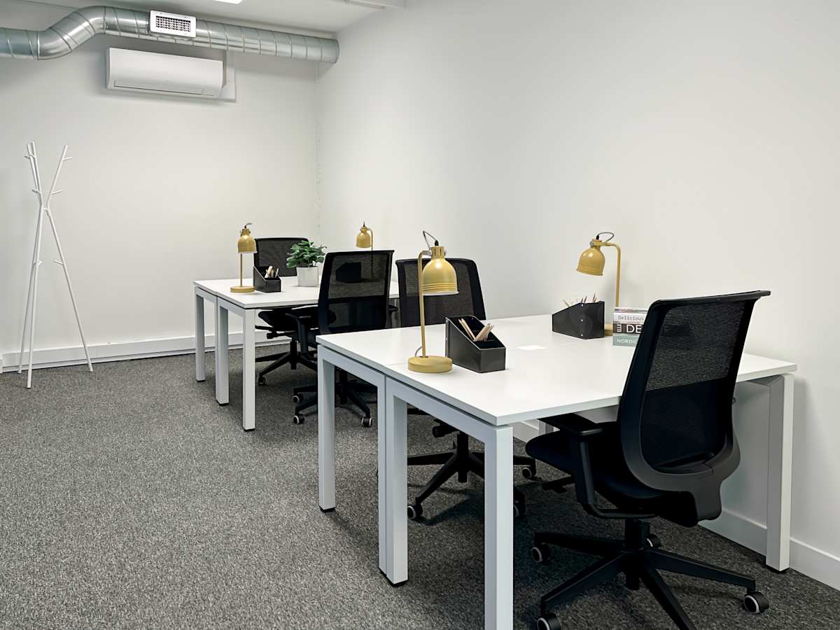 HQ Putney interior photo 7