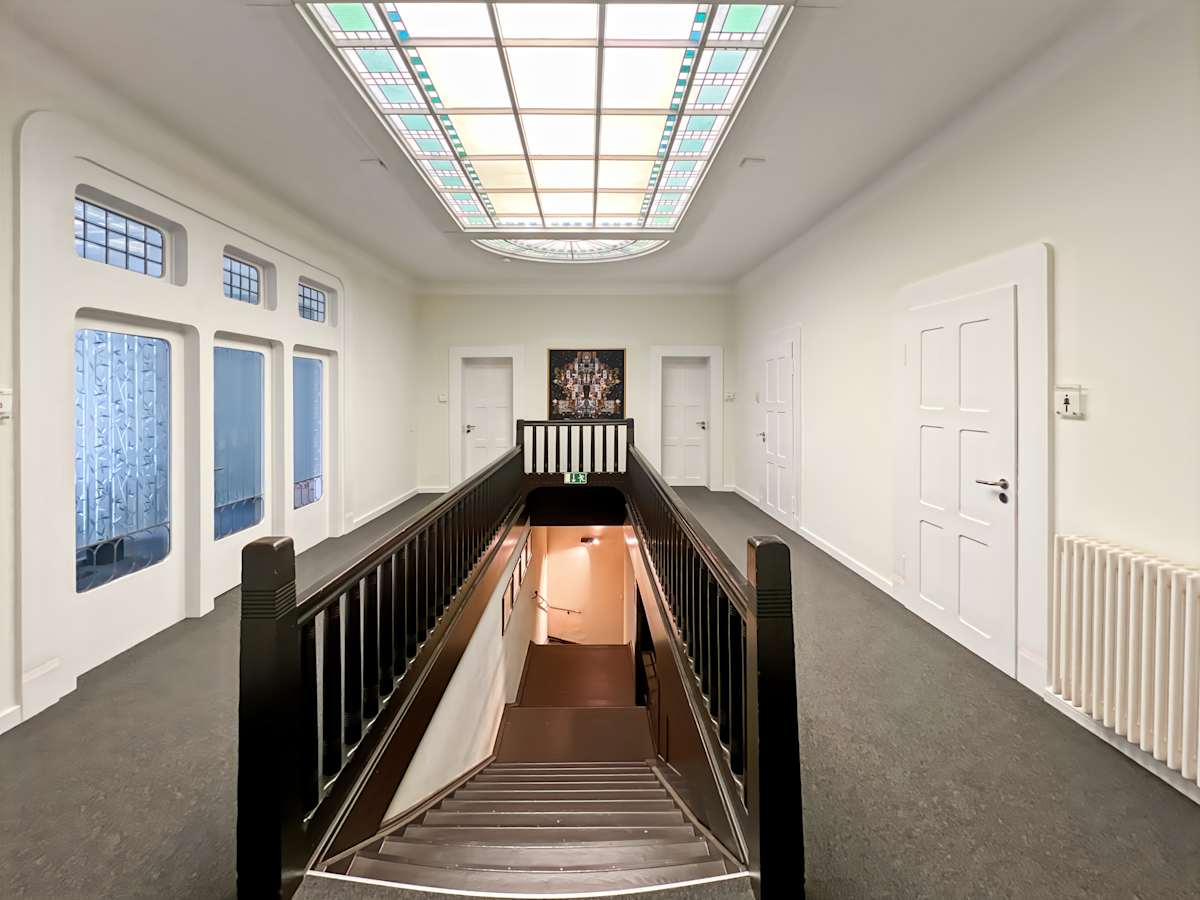 Regus Villa Grumbt interior photo 11
