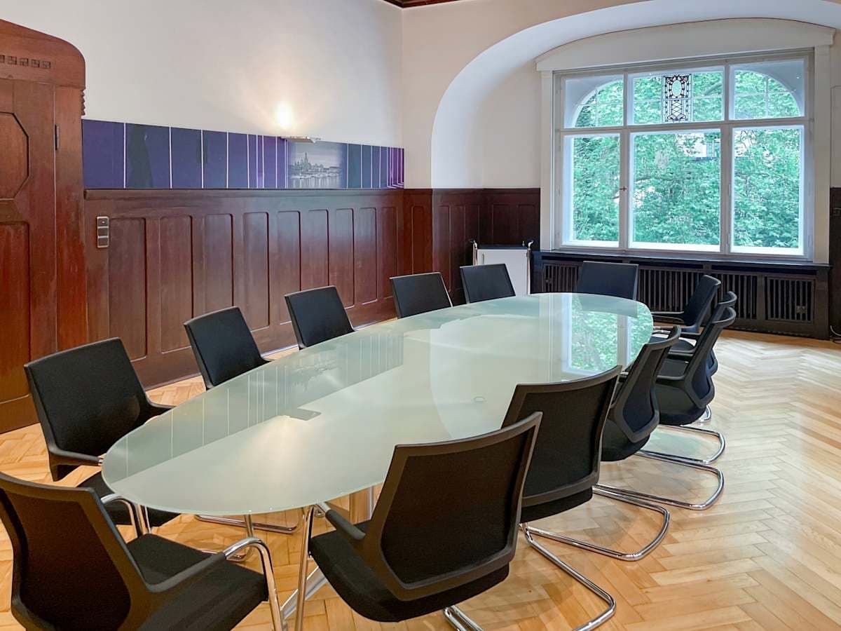 Regus Villa Grumbt interior photo 3