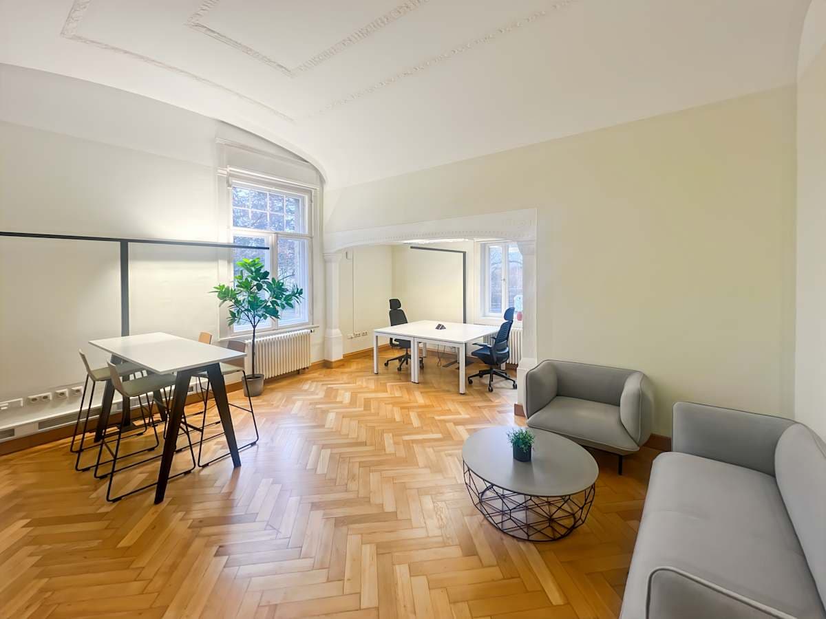 Regus Villa Grumbt interior photo 4