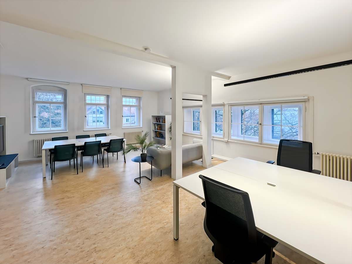 Regus Villa Grumbt interior photo 8