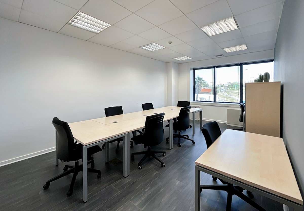 Regus - Lisbon Torres de Lisboa interior photo 4