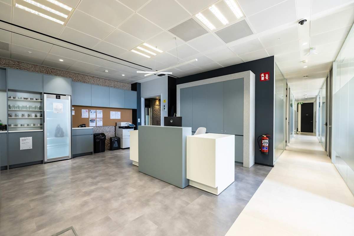 Regus Barajas interior photo 2