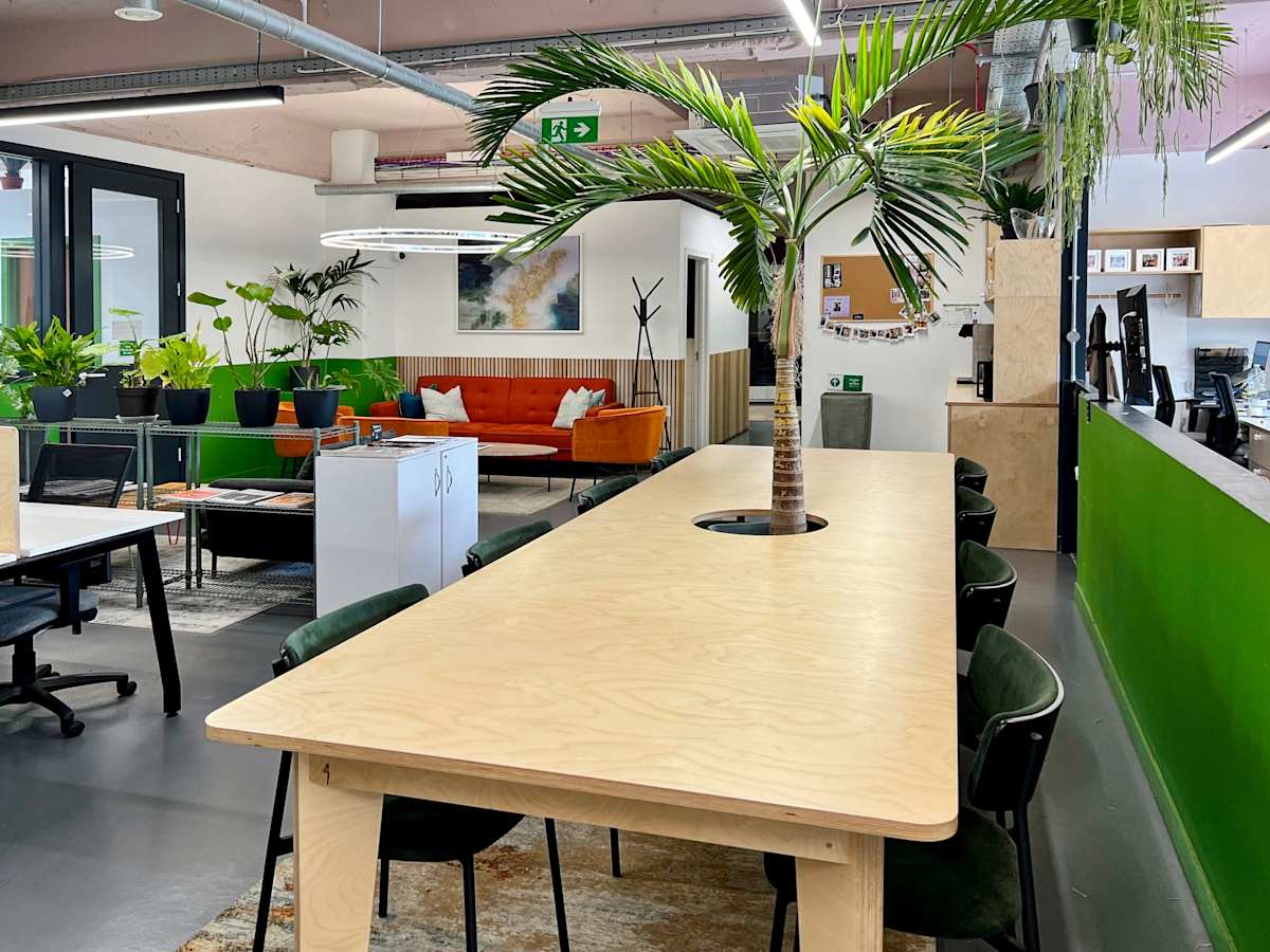 HQ Fulham interior photo 5