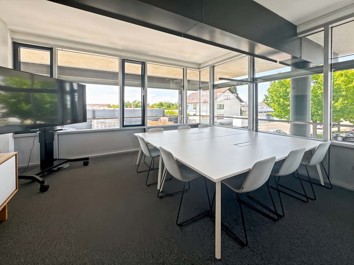 Regus Carl-Benz-Strasse interior photo 3