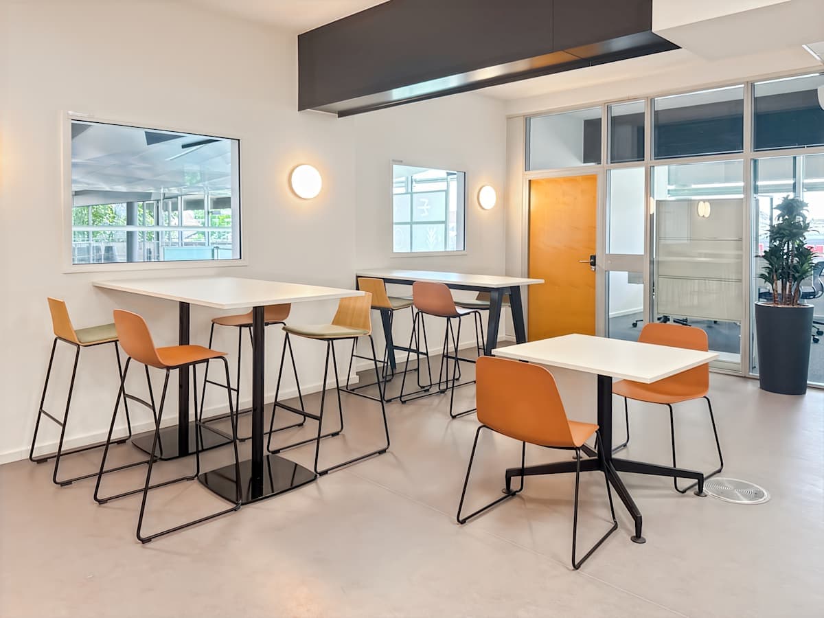 Regus Carl-Benz-Strasse interior photo 5