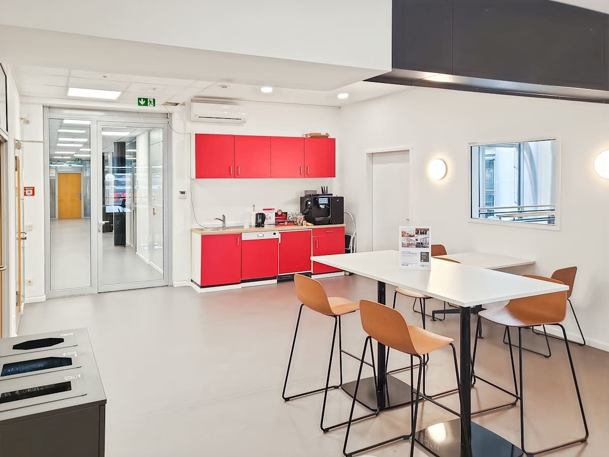 Regus Carl-Benz-Strasse interior photo 10