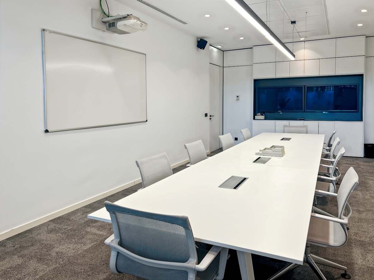 Regus Calle Ribera de Loira 16 interior photo 9