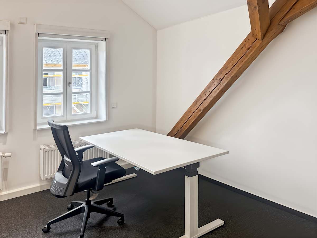 Regus Von Richthofen Park interior photo 4