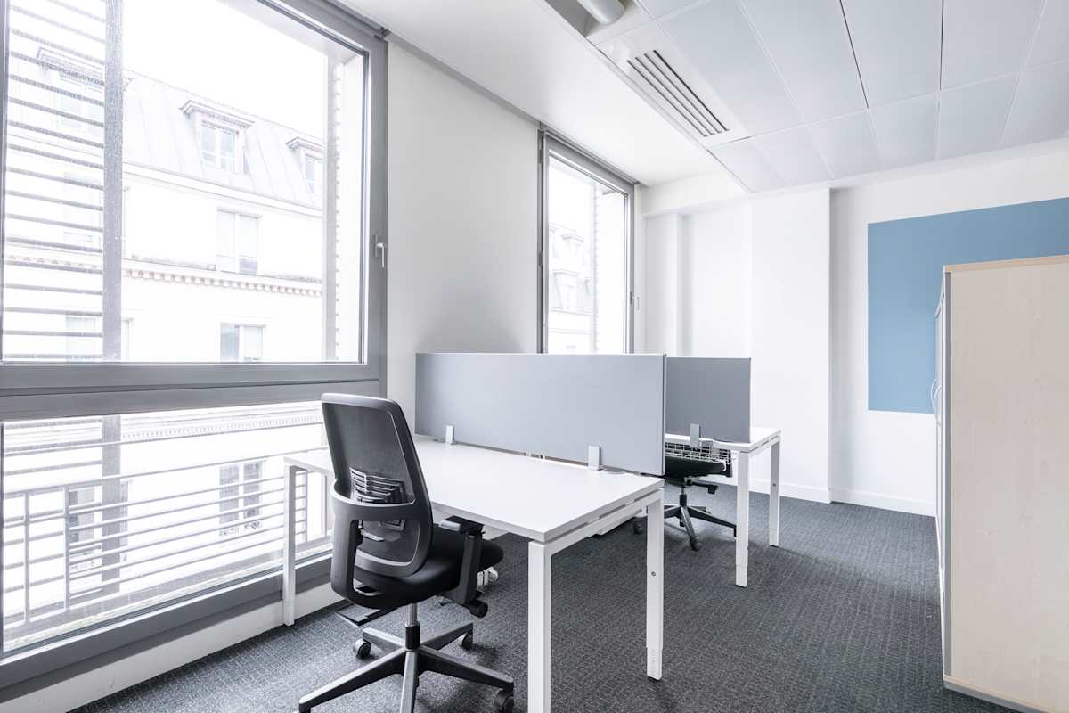 Regus - Paris Saint Lazare interior photo 2