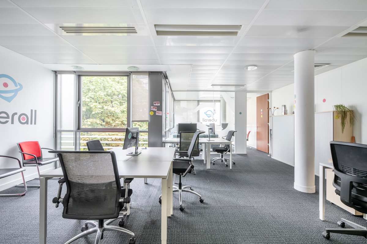 Regus - Paris Saint Lazare interior photo 3
