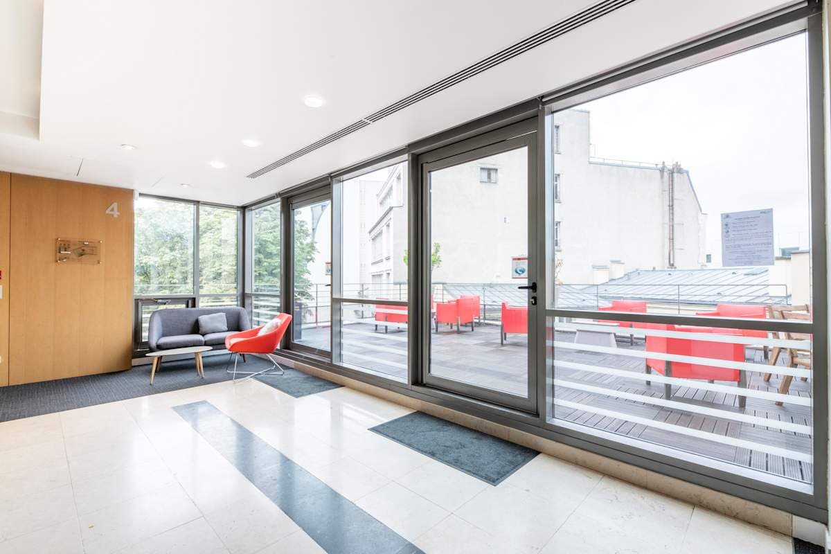 Regus - Paris Saint Lazare interior photo 7