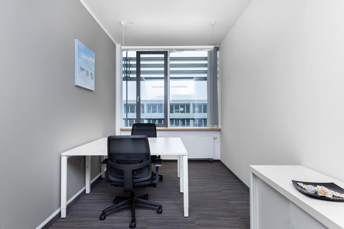 Regus - Munich Laim interior photo 4