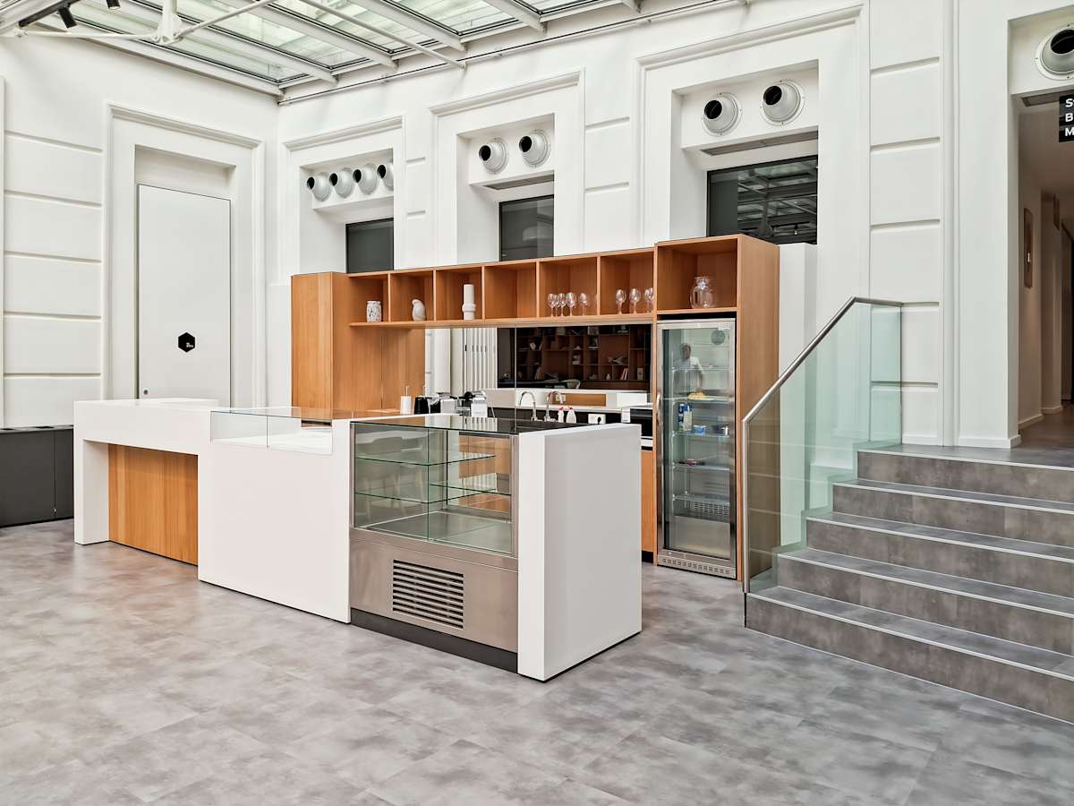 Spaces Schwarzenbergplatz 2 interior photo 6