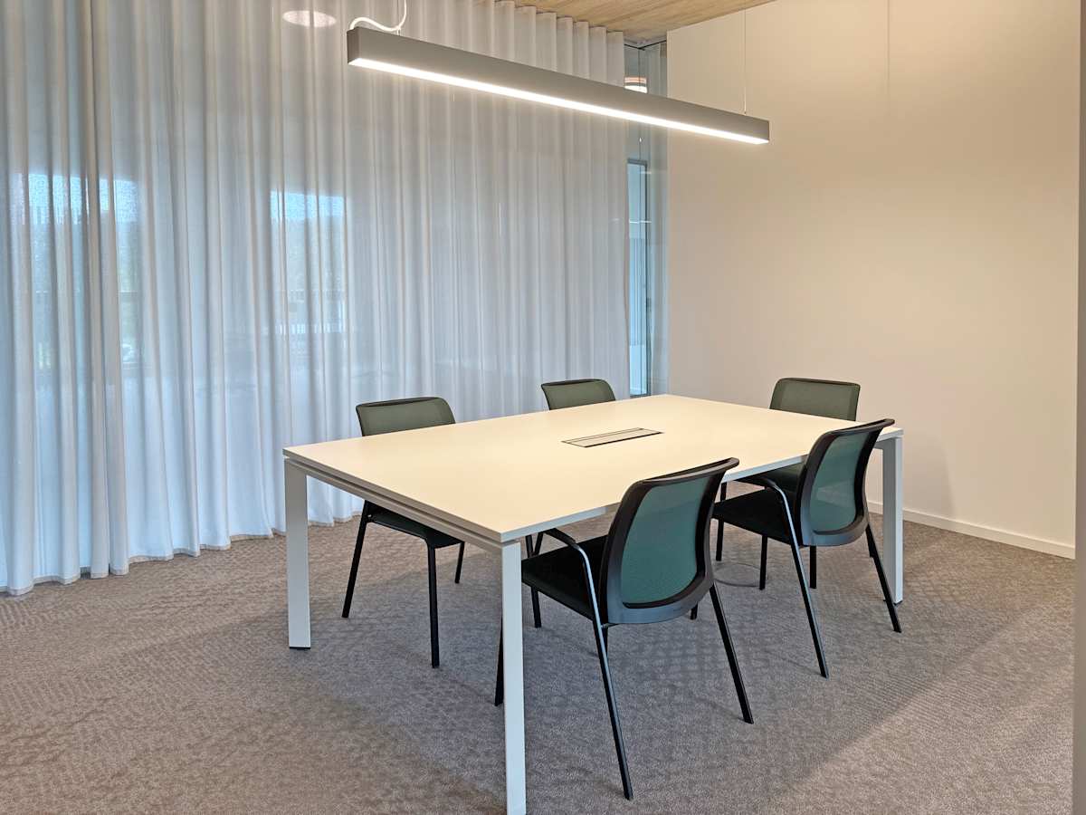 Regus Metzingen interior photo 3