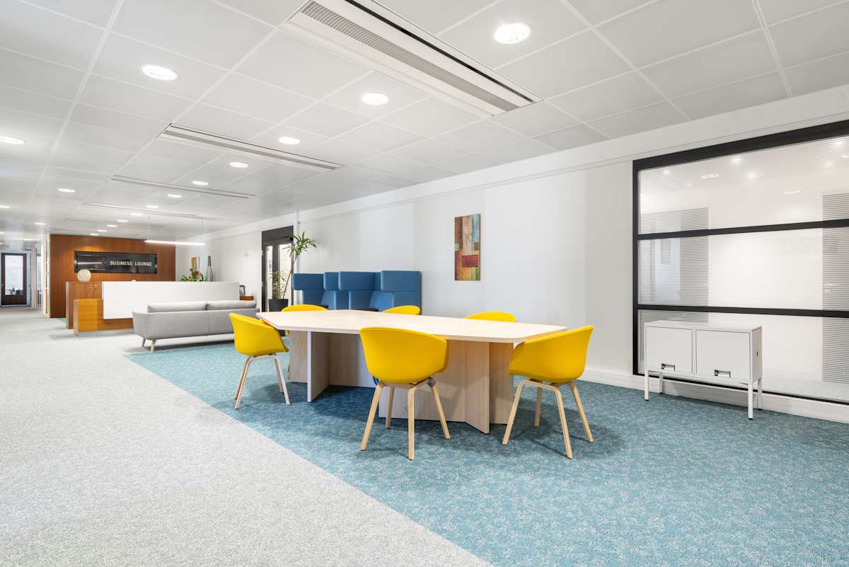 Regus - La Défense, Tour Ariane interior photo 8