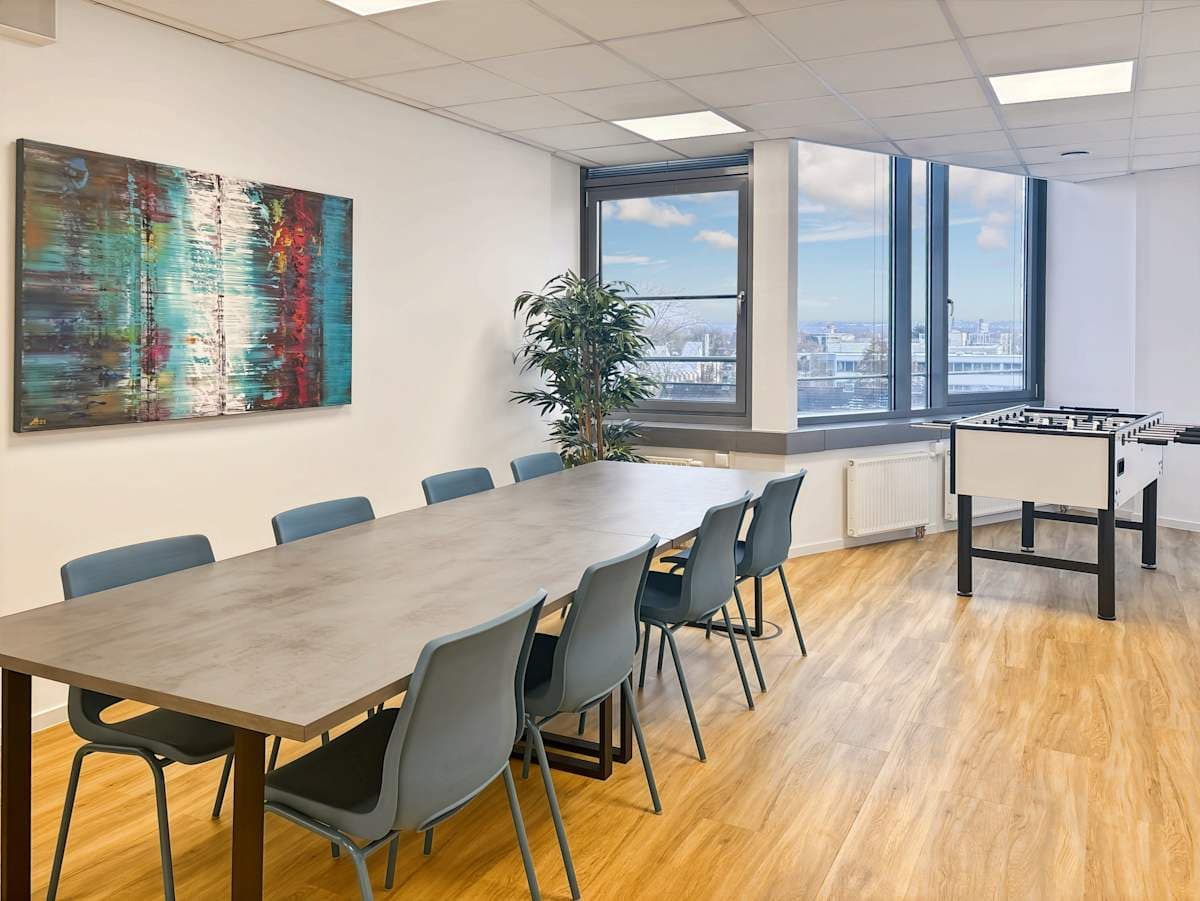 Regus Leverkusen, Globe interior photo 5
