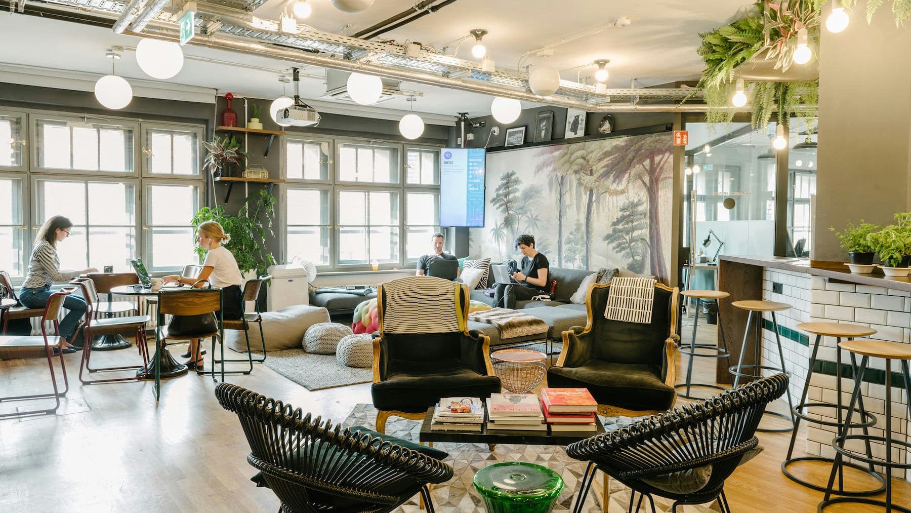WeWork Neue Schönhauser Straße vs Rosenthaler Straße: Berlin's Top Picks