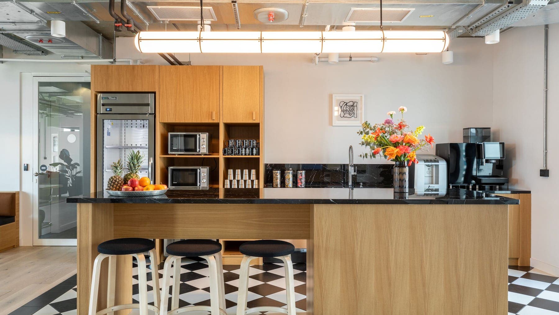 Venues in Cologne with Shared Kitchens for Your Office Needs