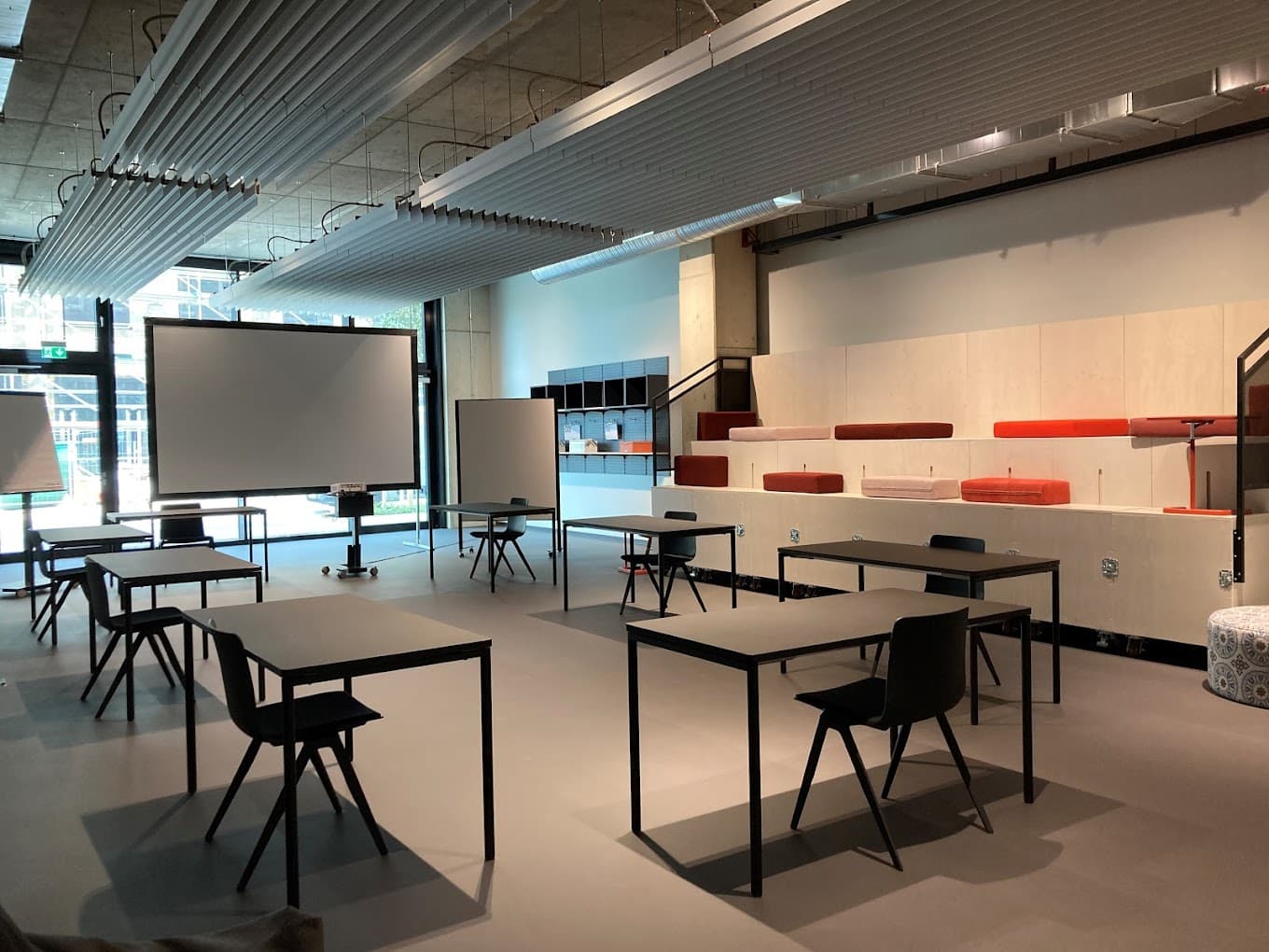 Find Private Offices in Cologne Mulheim for Your Business