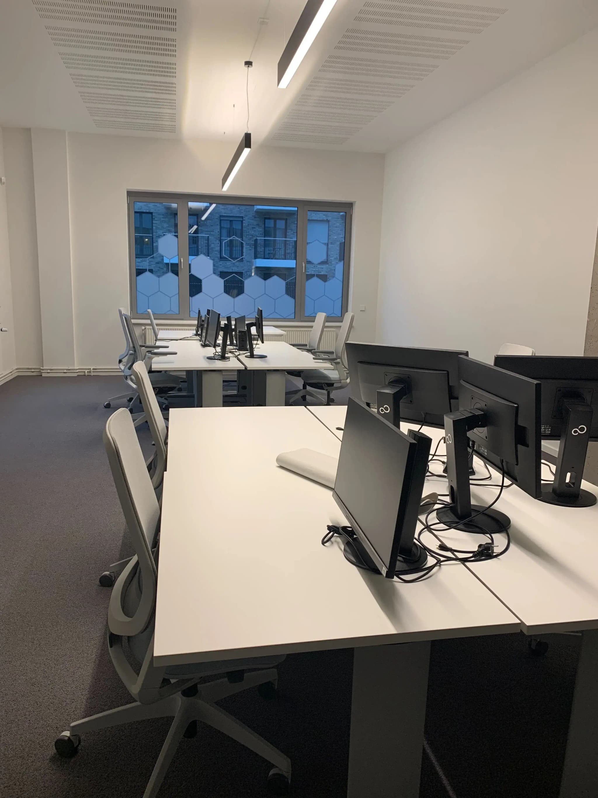 Scoutbee Office interior photo 1