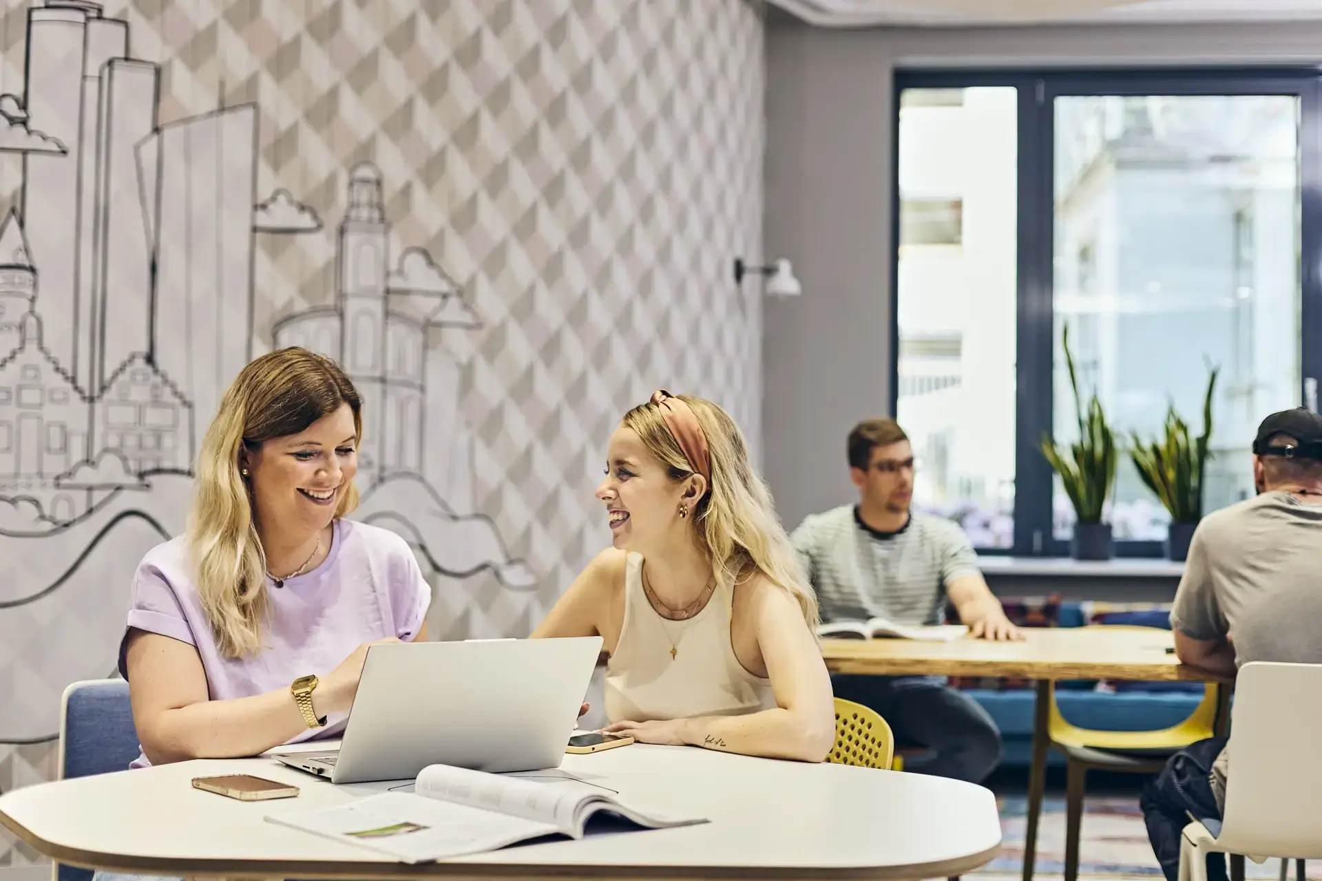 Beehive Frankfurt City