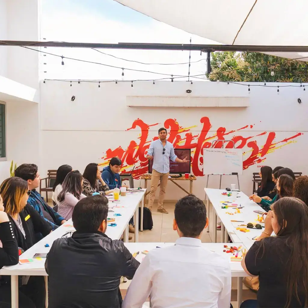 WorkHere! Coworking interior photo 1