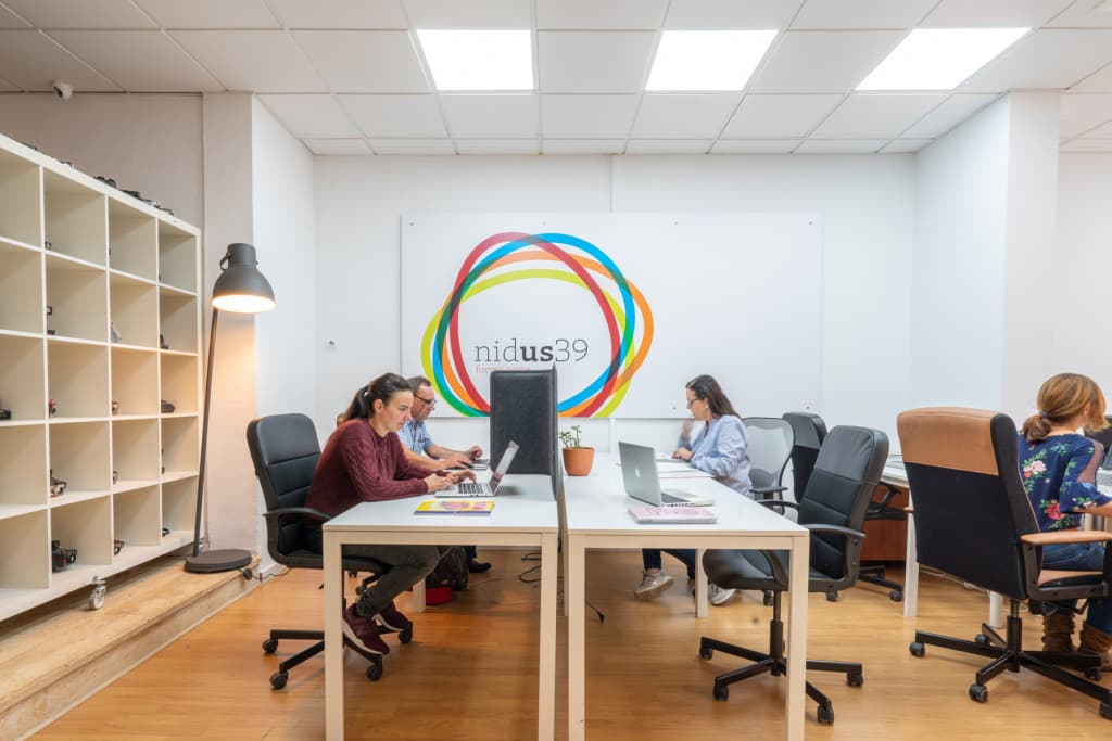 NIDUS COWORKING & OFFICE