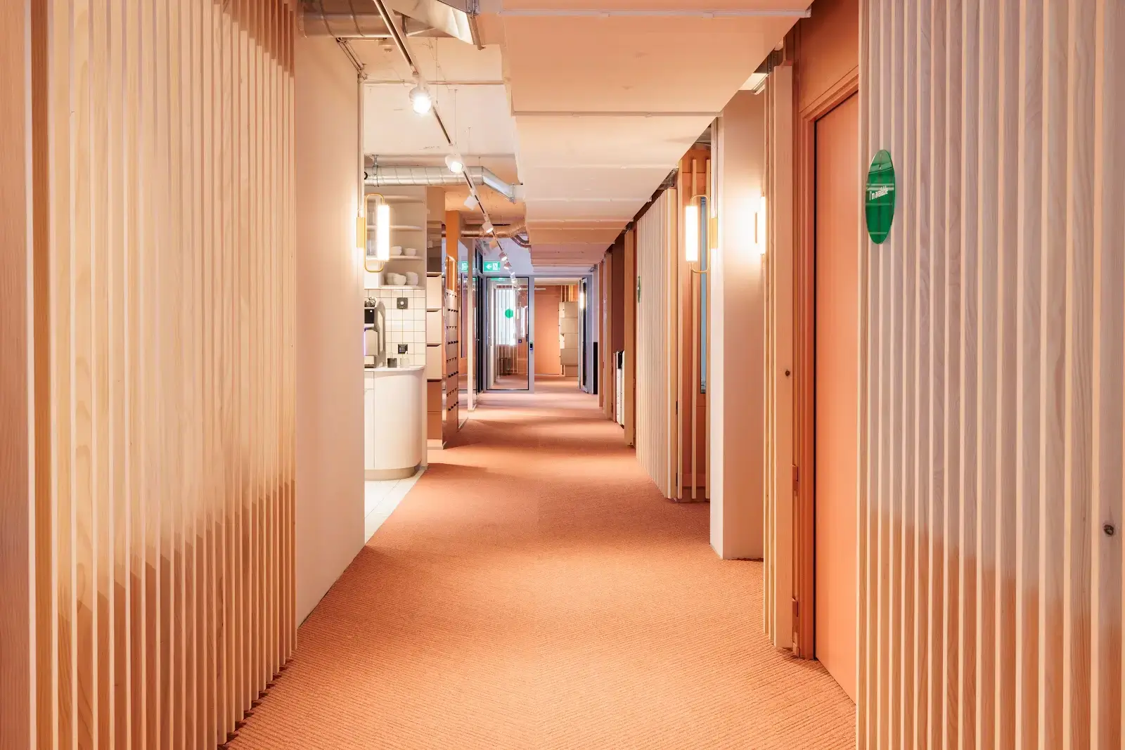 Headsquarter - The Artistic