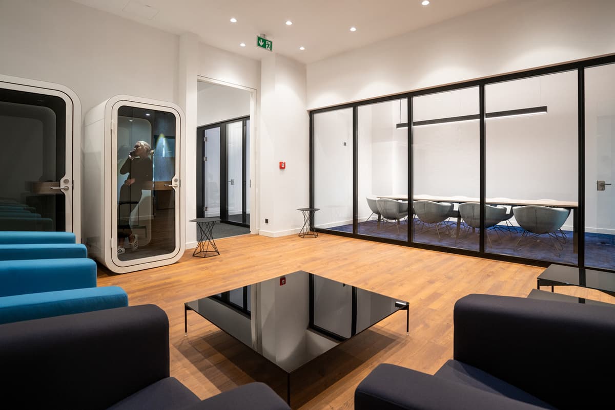 WorkRepublic Berlin Am Zoo interior photo 1