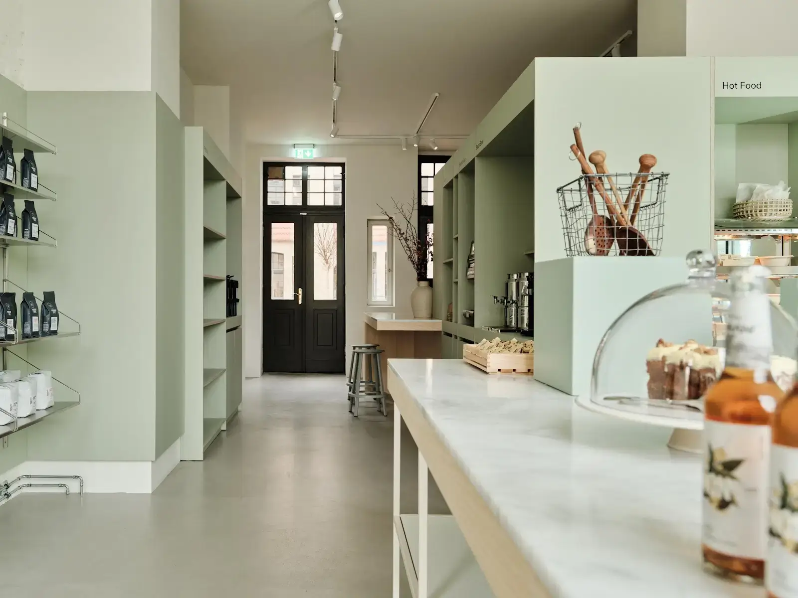 Denizen Eiswerk interior photo 4