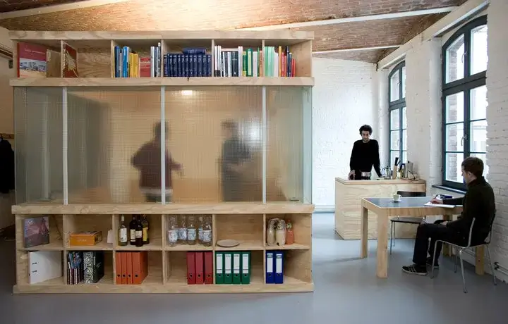 raumstation interior photo 3