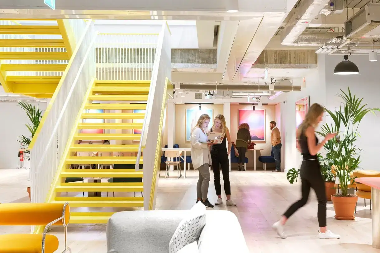 WeWork Ciutat de Granada 121 interior photo 6