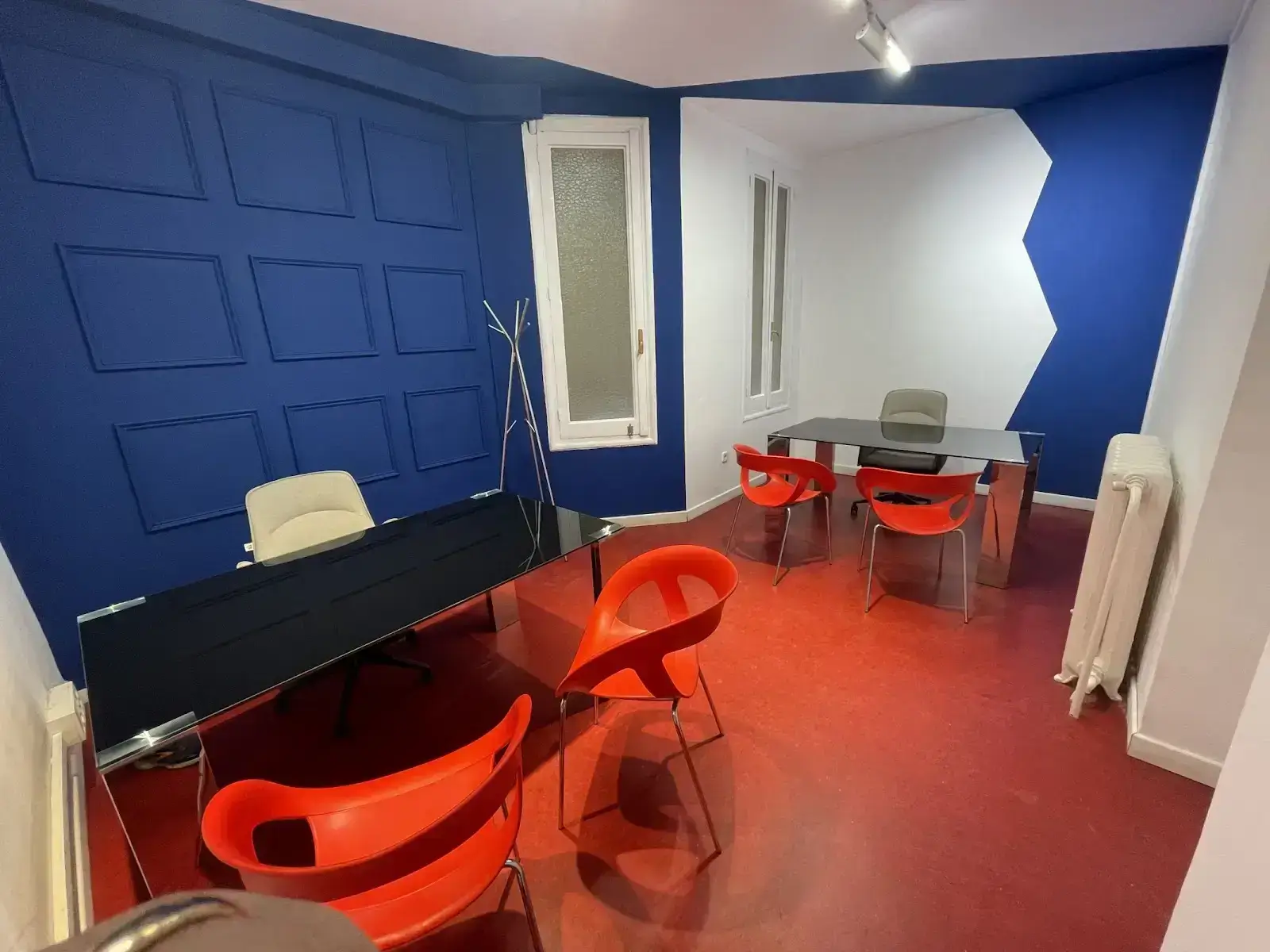 FreeLand Coworking Almagro interior photo 5