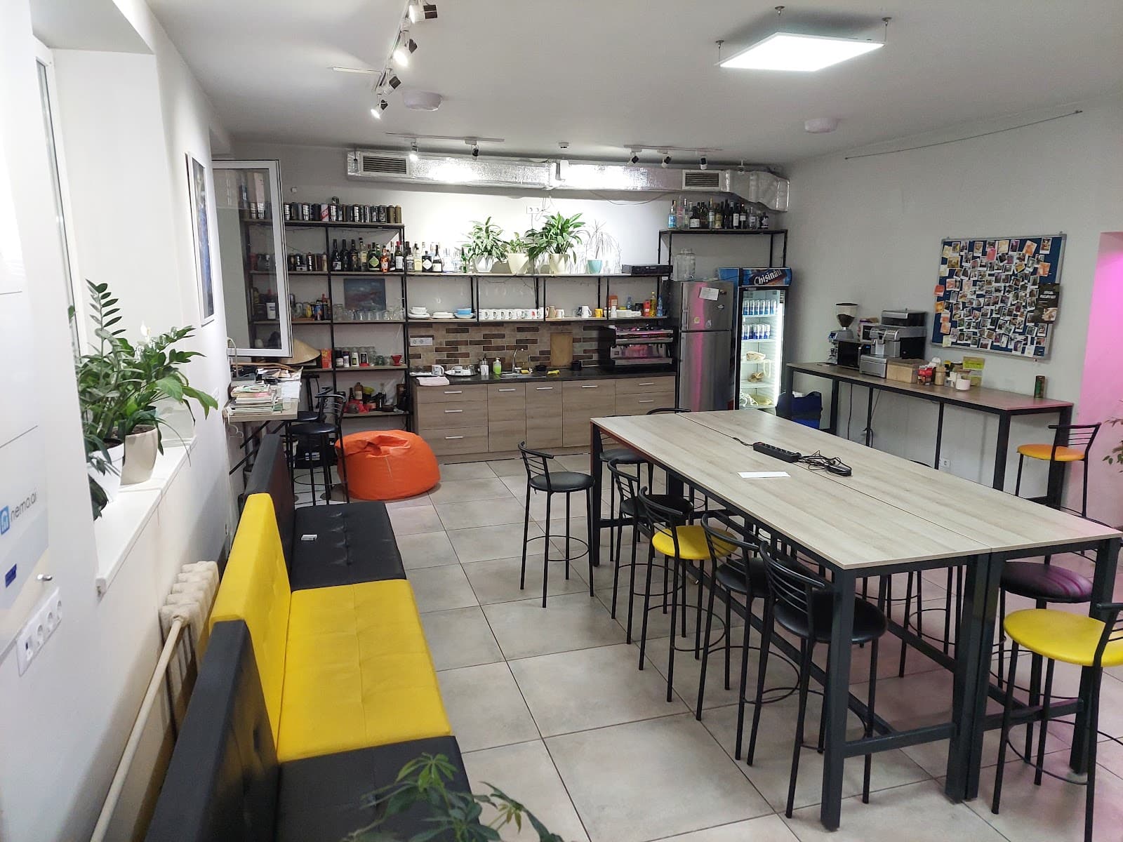 iHUB Chisinau interior photo 6