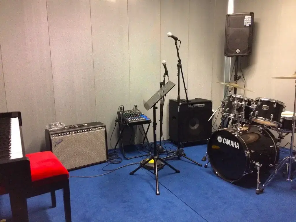 CoMusicWork interior photo 2