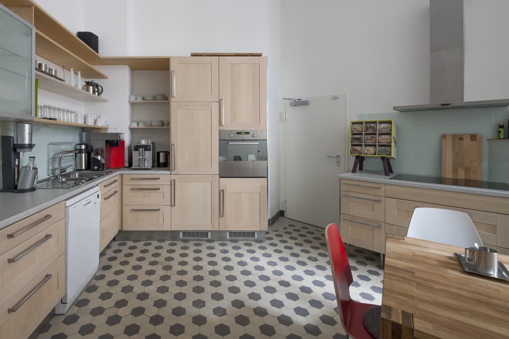 Meeet West interior photo 3