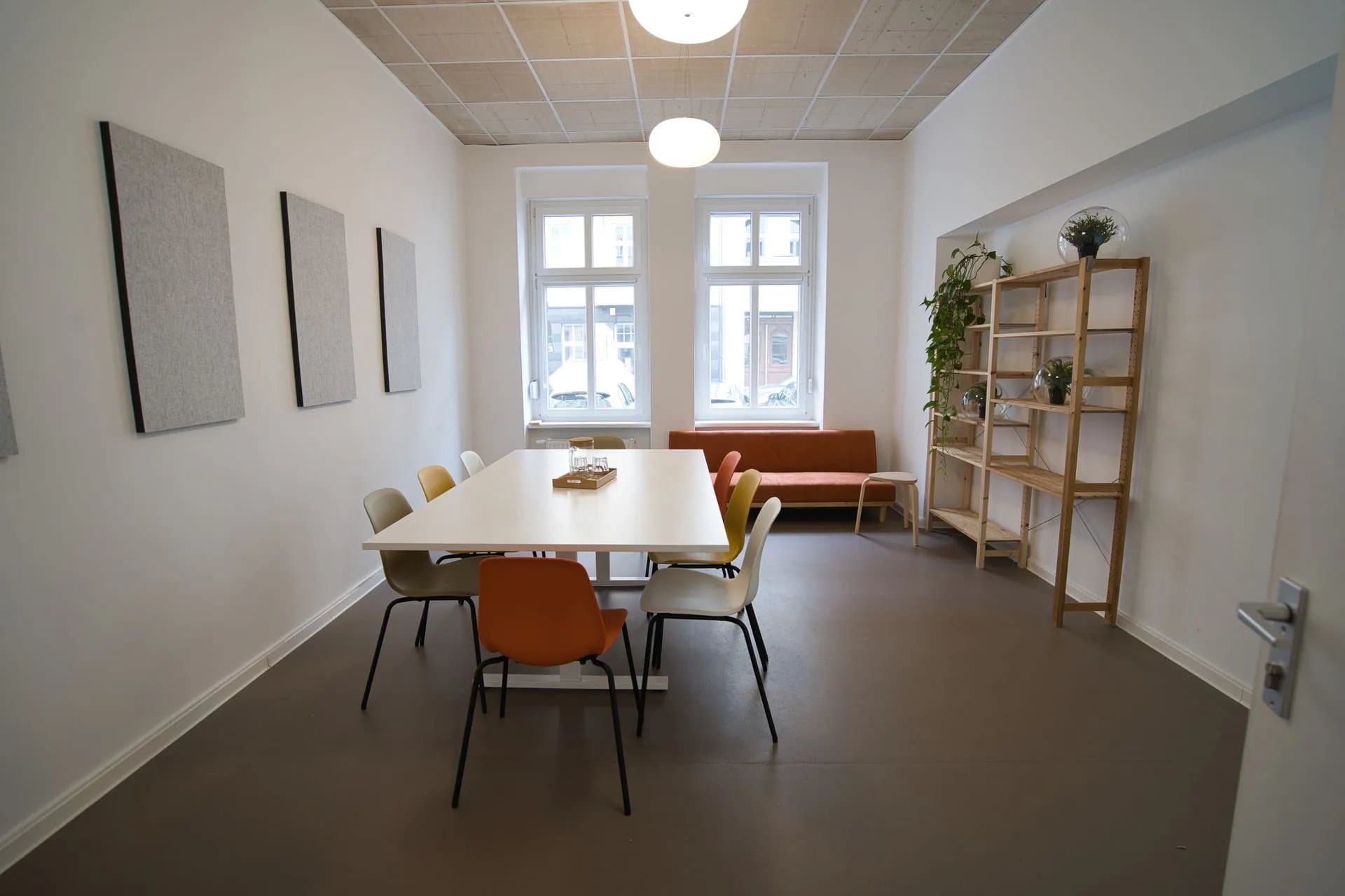 AMAPOLA Friedrichshain interior photo 4