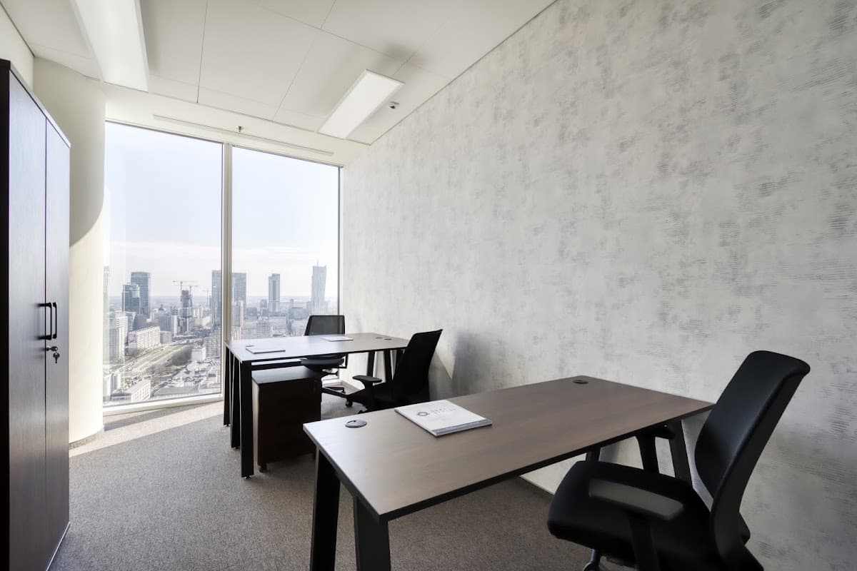 OmniOffice The Warsaw HUB interior photo 5